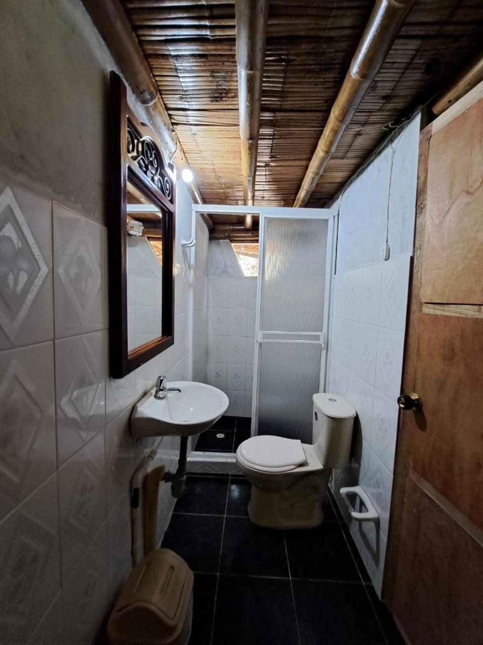 Hotel Guatape Adrianas Bambu Dış mekan fotoğraf