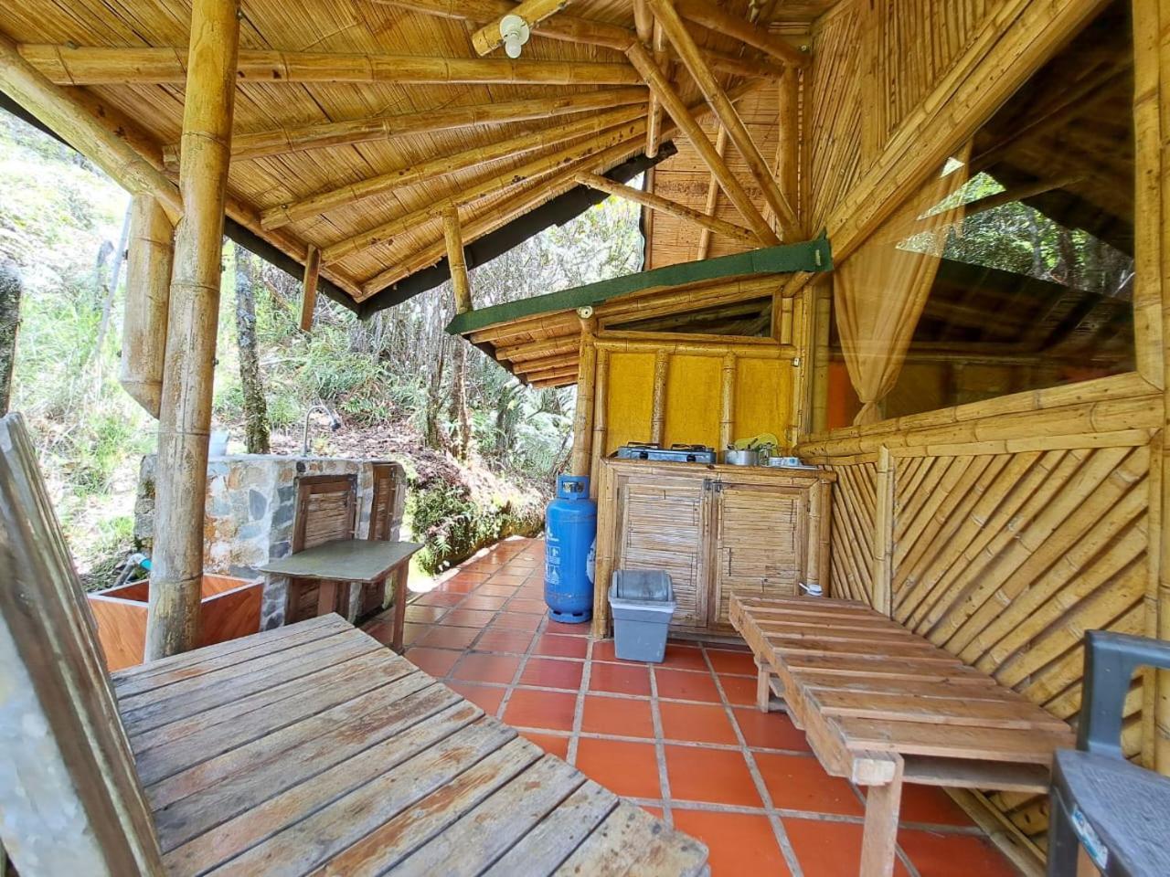 Hotel Guatape Adrianas Bambu Dış mekan fotoğraf