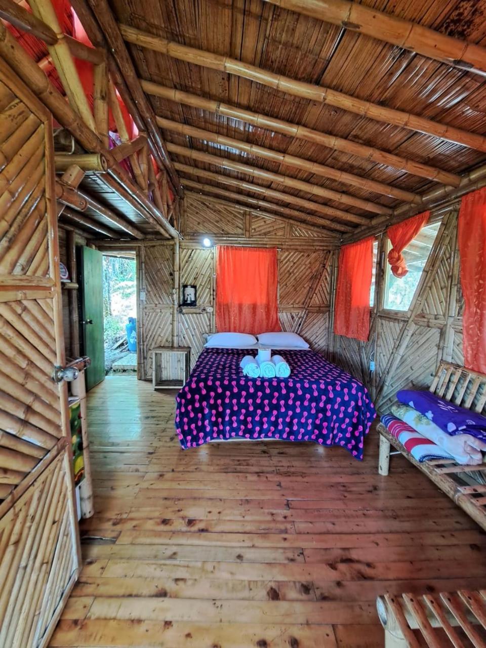 Hotel Guatape Adrianas Bambu Dış mekan fotoğraf