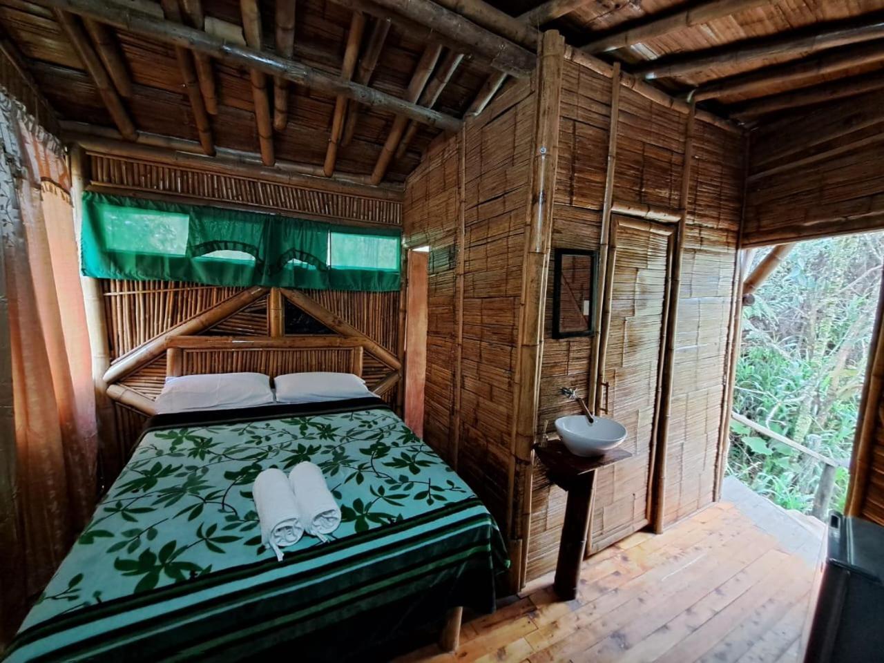 Hotel Guatape Adrianas Bambu Dış mekan fotoğraf